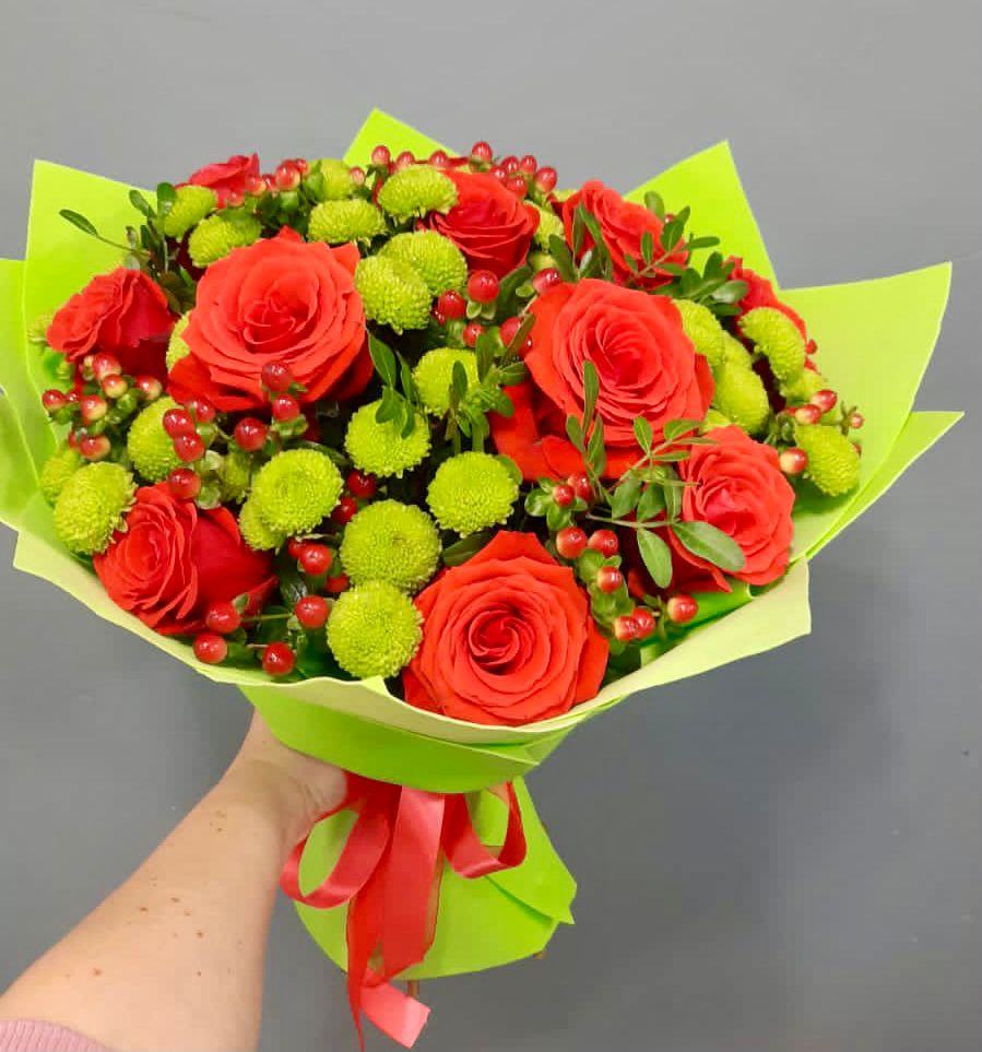 Букет цветов из: Хризантемы и Розы в Торопце