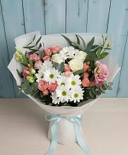 Букет цветов из:  Розы, Лизиантусы и Хризантемы в Торопце