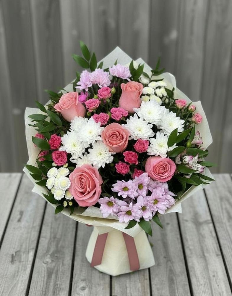 Букет цветов из: Альстромерии, Гвоздики, Розы и Хризантемы в Торопце