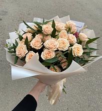 Букет Кремовые розы Латте в Торопце