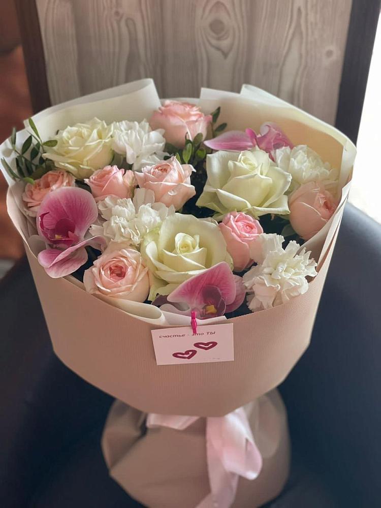 Букет цветов из: Орхидеи, Розы и Гвоздики в Торопце