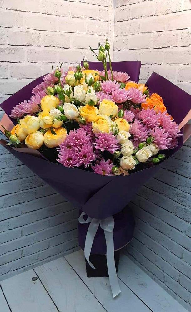 Букет цветов из: Хризантемы и Розы в Торопце