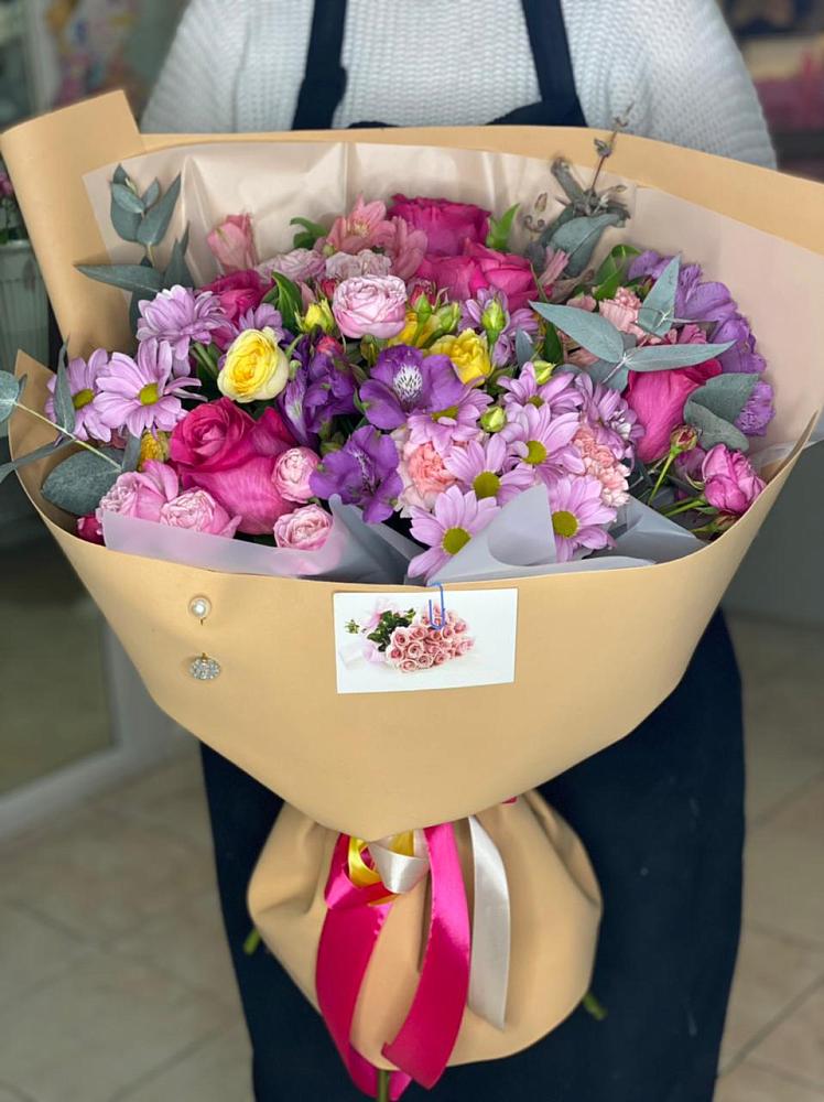 Букет цветов из: Хризантемы, Гвоздики и Альстромерии в Торопце