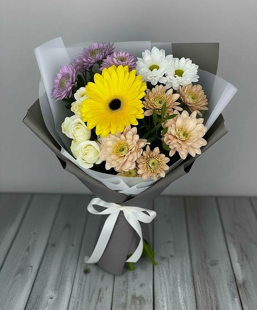 Букет цветов из: Розы, Герберы и Хризантемы в Торопце