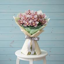 Букет цветов из:  Орхидеи и Розы в Торопце