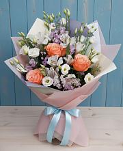 Букет цветов из:  Лизиантусы, Розы, Альстромерии и Гипсофила #REPLACE_PRED# Торопце