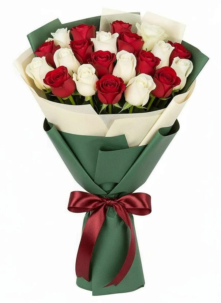 Букет Микс из красных и белых роз в Торопце