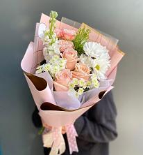 Букет цветов из:  Хризантемы и Розы в Торопце