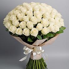 Букет 101 беля роза Белоснежка в Торопце