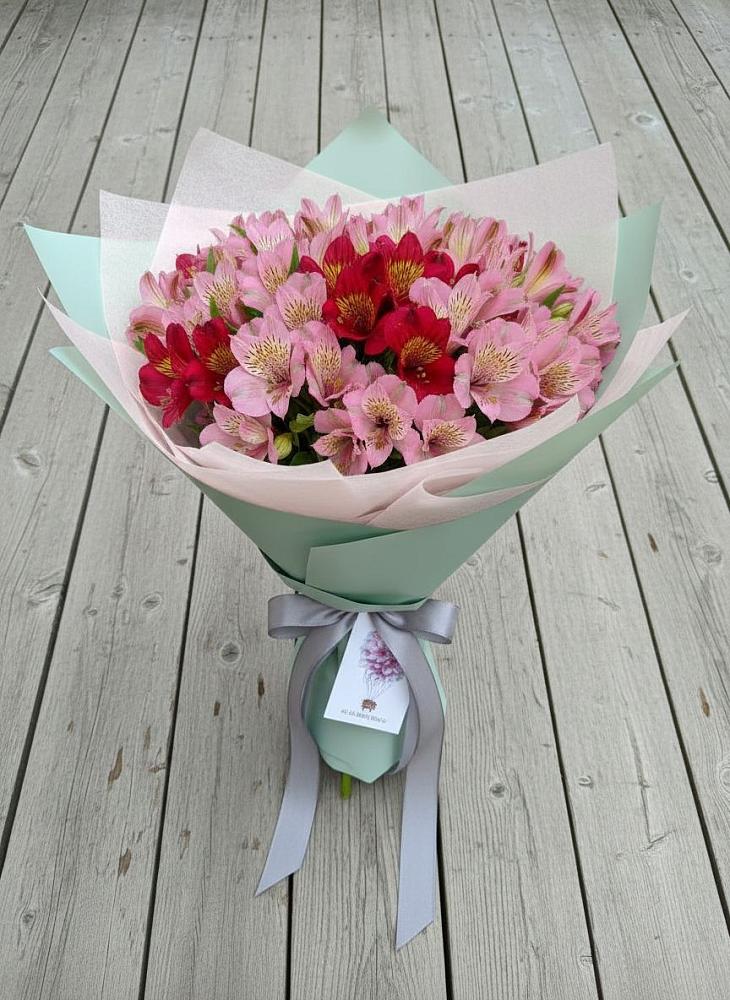 Букет цветов из: Альстромерии в Торопце