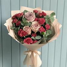 Букет цветов из:  Гвоздики и Розы в Торопце