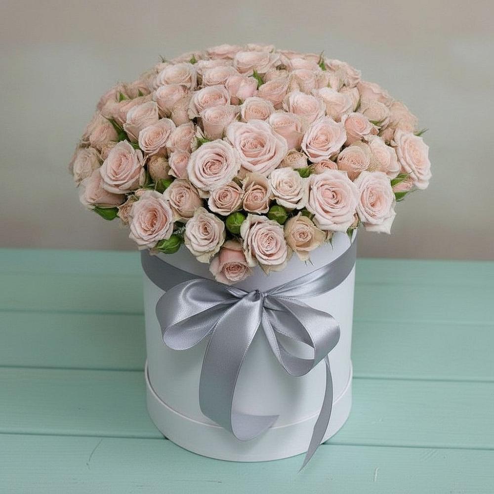 Цветочная композиция из Розы в шляпной коробке в Торопце